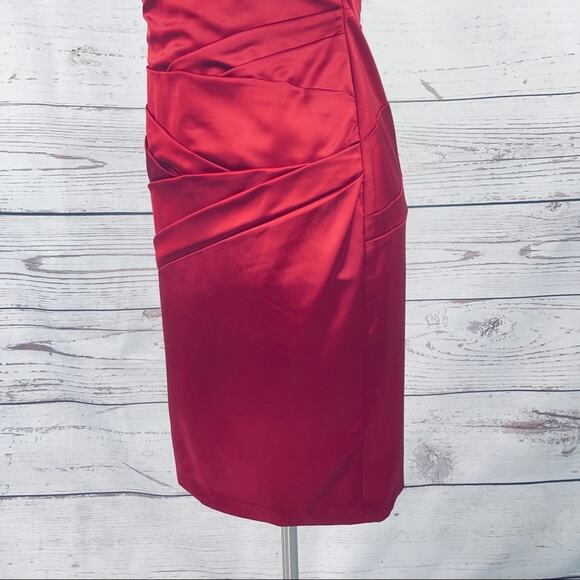 David's Bridal red single shoulder ruched dress - Picture 9 of 15